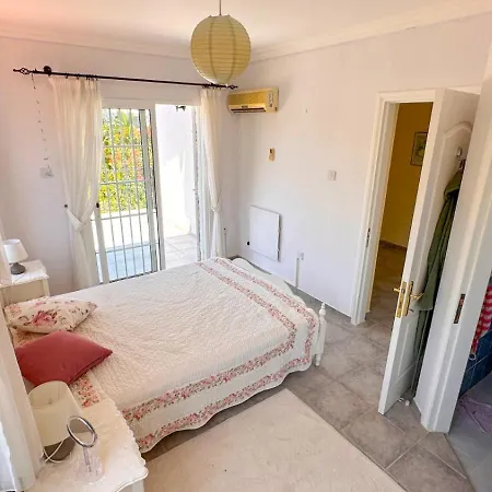 Natura Villa Strovolos